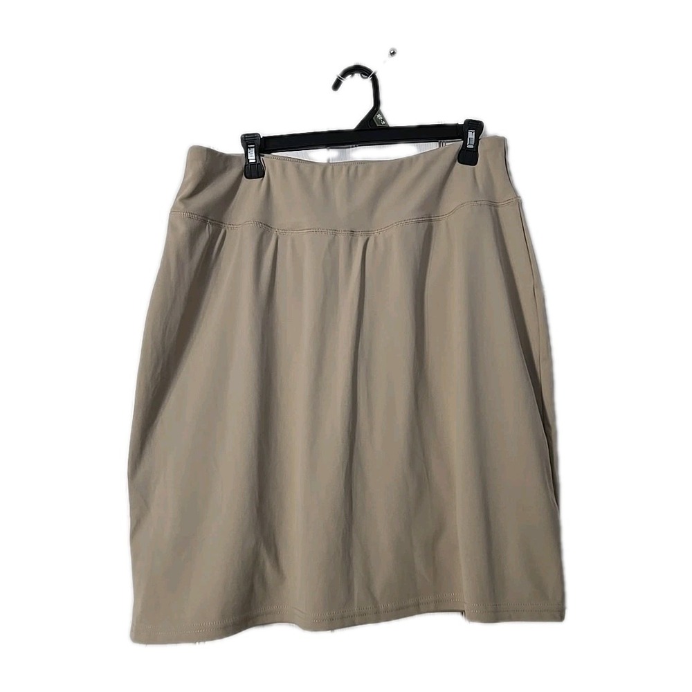 Realessentials Womans Scort Size XL‎ Tan